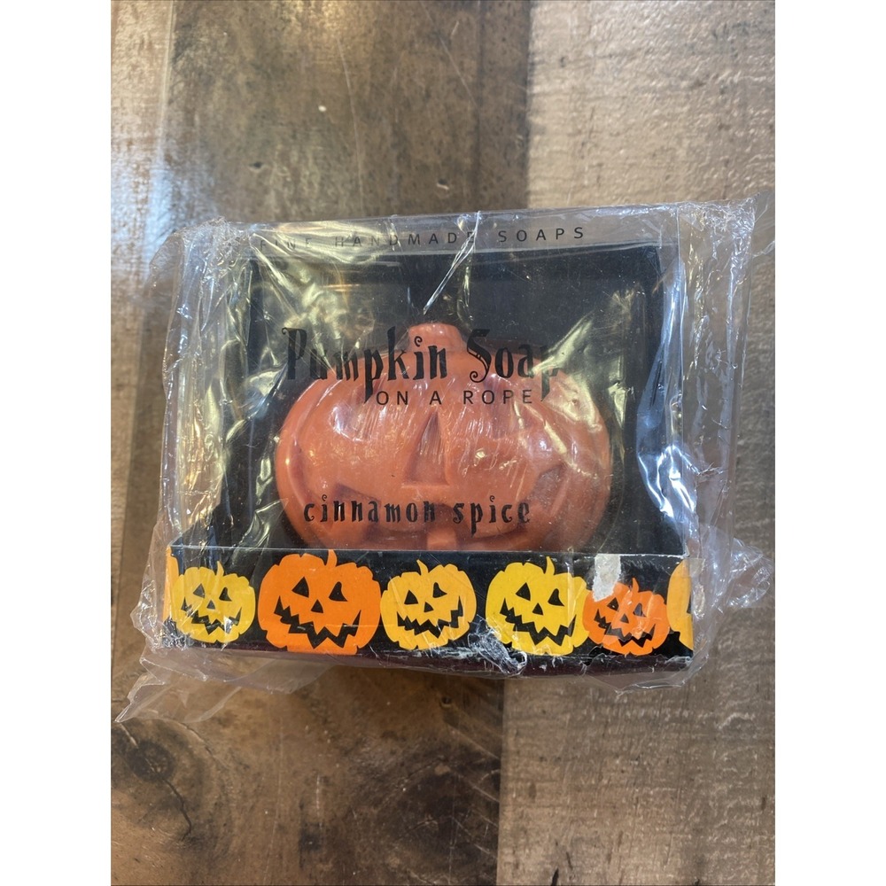 Vtg Watercolor Sale Pumpkin Soap On A Rope Cinnamon Spice, Fine‎ Handmade Soap